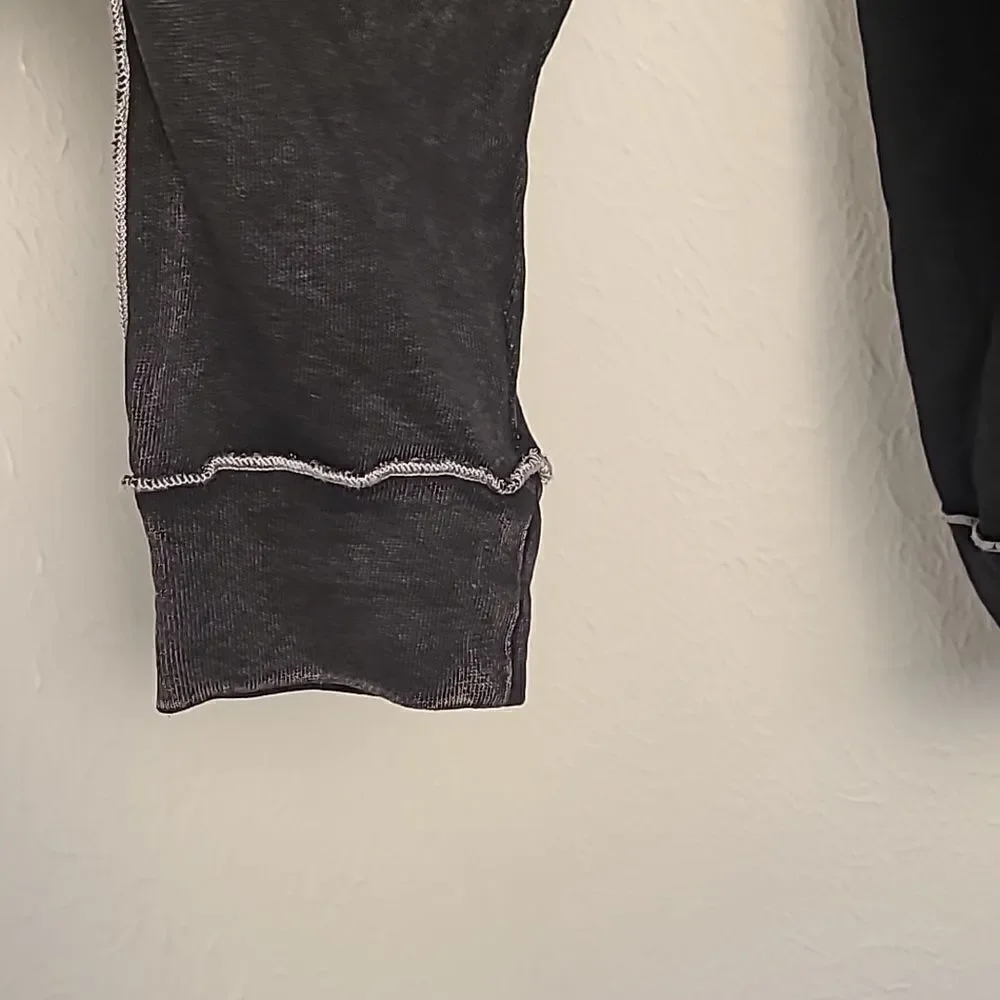 Wild Fable Seamed Hoodie Longsleeve T-Shirt, Distressed Black, Size Medium, NWT - Picture 5 of 12